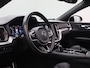 Volvo S60 2.0 T8 AWD Twin Engine R-Design | Automaat | Leder | Camera | Stoelverwarming | Panoramadak | Virtual cockpit | Navigatie | Climate control | Memory seats