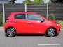 Peugeot 108 Allure 1.0 e-VTi 70PK 5DRS Navigatie, Achteruitrijcamera, Keyless Entry & Start, Cimate Control