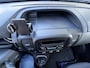 Renault Trafic 2.0 dCi 120 T29 L2H1 DC Work Edition 5 persoons / Dealer onderhouden / Trekhaak 2.000kg / Dubbel Cabine / Airco / Getinte ruiten / 17" LM wielen / Stoelverwarming /