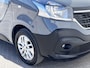 Renault Trafic 2.0 dCi 120 T29 L2H1 DC Work Edition 5 persoons / Dealer onderhouden / Trekhaak 2.000kg / Dubbel Cabine / Airco / Getinte ruiten / 17" LM wielen / Stoelverwarming /