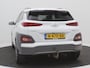 Hyundai Kona Electric EV Fashion 64 kWh / 3 Fase Laden / HUD Display / Navigatie / Historie aanwezig / Accu SoH 100% / Cruise Control / Airco Climate control /