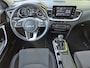 Kia Xceed 1.6 GDi PHEV Plug-in DynamicLine Automaat / Stuur- en stoelverwarming / Achteruitrijcamera / Navigatie via Apple Carplay of Android Auto / Adaptief cruise control / Trekgewicht 1300 kg / Keyless Entry/Start /