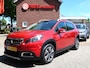 Peugeot 2008 110 Pk Benzine * Luxe Allure * * Trekhaak * Navigatie * Panoramadak * 1/2 Lederen Interieur * Lichtmetalen Velgen * Automatisch Inparkeersysteem * Climate & Cruise Control * Vingerhoets; Vierde Generatie Eersteklas Service !