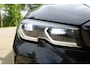 BMW 3-Serie Touring 330e Business Edition Plus M-Sport 297PK | Incl. 12 maanden Garantie | 1e Eigenaar | Laser koplampen | Harman/Kardon Audiosysteem | Stoelverwarming | Cruise controle | Climate controle | Navigatie | Apple CarPlay/Android Auto | Keyless start | Elektrische kofferklep | Ambiance verlichting | Parkeersensoren V+A | Schakelmogelijkheid aan stuurwiel | Virtual cockpit | Origineel NL auto | NAP |