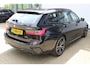 BMW 3-Serie Touring 330e Business Edition Plus M-Sport 297PK | Incl. 12 maanden Garantie | 1e Eigenaar | Laser koplampen | Harman/Kardon Audiosysteem | Stoelverwarming | Cruise controle | Climate controle | Navigatie | Apple CarPlay/Android Auto | Keyless start | Elektrische kofferklep | Ambiance verlichting | Parkeersensoren V+A | Schakelmogelijkheid aan stuurwiel | Virtual cockpit | Origineel NL auto | NAP |
