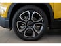 Jeep Avenger Summit 54 kWh | Warmtepomp | Climate Controle | Camera | LM | Apple Carplay & Android auto |