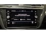Volkswagen Tiguan 1.5 TSI R-Line Comfortline Business trekhaak led panoramadak benzine virtuel;e cockpit navigatie cruisecontrole