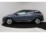 Renault Clio Estate 0.9 TCe Limited (PARKEERSENSOREN, TREKHAAK, NAVIGATIE, CRUISE, BLUETOOTH, NL-AUTO)