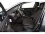 Renault Clio Estate 0.9 TCe Limited (PARKEERSENSOREN, TREKHAAK, NAVIGATIE, CRUISE, BLUETOOTH, NL-AUTO)