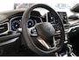 Volkswagen T-Roc 1.5 TSI 150pk R-Line Business+ | IQ. Light | Elek. klep | Trekhaak | Keyless |