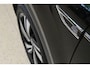 Volkswagen T-Roc 1.5 TSI 150pk R-Line Business+ | IQ. Light | Elek. klep | Trekhaak | Keyless |