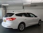 Ford Focus Wagon 1.0 EcoBoost Titanium X Business 125 pk Automaat, Dealer onderhouden, Navigatie, Clima controle, Cruise controle, Achteruitrijcamera, Stoel/Stuur verwarming, Pdc V/A, Lm velgen 16'', Trekhaak wegklapbaar, Ex eerste eigenaar!!