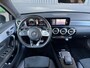 Mercedes-Benz A-klasse 180 AMG PANO l SFEER l CAMERA l MATRIX l KEYLESS l NIGHT l EL-STOEL l ORG.NL l DEALER ONDERHOUDEN l NAP