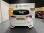 Hyundai ix20 1.4i Go! Navigatie- Achteruitrijcamera LM Velgen.