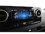 Mercedes-Benz Sprinter 317 CDI Aut. | Bakwagen met DHollandia Laadklep | Zijdeur | NIEUW! | MBUX 10" | LED | Groot Navigatie | Airco | Cruise Control | Lederen Stuurwiel | Carplay / Android Auto