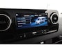 Mercedes-Benz Sprinter 317 CDI Aut. | Bakwagen met DHollandia Laadklep | Zijdeur | NIEUW! | MBUX 10" | LED | Groot Navigatie | Airco | Cruise Control | Lederen Stuurwiel | Carplay / Android Auto