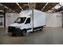 Mercedes-Benz Sprinter 317 CDI Aut. | Bakwagen met DHollandia Laadklep | Zijdeur | NIEUW! | MBUX 10" | LED | Groot Navigatie | Airco | Cruise Control | Lederen Stuurwiel | Carplay / Android Auto