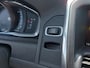 Volvo XC60 2.0 T5 245pk Automaat FWD Nordic+ Sport | R-Design | Navi | Harman/Kardon Sound | Clima | Adap.Cruise | Panoramadak | Leder+Verwarmd+Elek.Verstel | Dodehoek+Rijstrooksensor | Pdc V+A+Camera |
