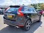 Volvo XC60 2.0 T5 245pk Automaat FWD Nordic+ Sport | R-Design | Navi | Harman/Kardon Sound | Clima | Adap.Cruise | Panoramadak | Leder+Verwarmd+Elek.Verstel | Dodehoek+Rijstrooksensor | Pdc V+A+Camera |