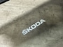 Skoda Karoq 1.5 TSI ACT Business Edition | Trekhaak | LED | Adapt Cruise Control | Carplay | Camera | Stoelverwarming | Dodehoek detectie |