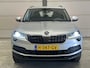 Skoda Karoq 1.5 TSI ACT Business Edition | Trekhaak | LED | Adapt Cruise Control | Carplay | Camera | Stoelverwarming | Dodehoek detectie |