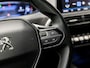 Peugeot 5008 1.2 PureTech Sport 7 Persoons (APPLE CARPLAY, GROOT NAVI, LANE ASSIST, GETINT GLAS, LEDEREN SPORTSTOELEN, PARKEERSENSOREN, CRUISE, NIEUWE APK, NIEUWSTAAT)