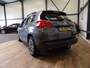 Peugeot 2008 1.2 vti - navigatie - airco - trekhaak - slechts 69779km!