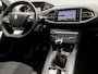 Peugeot 308 SW 1.2 PureTech Sport (PANORAMADAK, APPLE CARPLAY, GROOT NAVI, 360 CAMERA, SPORTSTOELEN, ADAPTIVE CRUISE, TREKHAAK, NIEUWSTAAT)