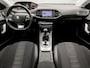 Peugeot 308 SW 1.2 PureTech Sport (PANORAMADAK, APPLE CARPLAY, GROOT NAVI, 360 CAMERA, SPORTSTOELEN, ADAPTIVE CRUISE, TREKHAAK, NIEUWSTAAT)