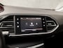 Peugeot 308 SW 1.2 PureTech Sport (PANORAMADAK, APPLE CARPLAY, GROOT NAVI, 360 CAMERA, SPORTSTOELEN, ADAPTIVE CRUISE, TREKHAAK, NIEUWSTAAT)