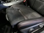 Mercedes-Benz A-klasse 180 Ambition - *AMG-LINE!* *Afneembare trekhaak & Panoramadak!* - Stuurverwarming, 18" LMV