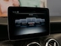 Mercedes-Benz A-klasse 180 Ambition - *AMG-LINE!* *Afneembare trekhaak & Panoramadak!* - Stuurverwarming, 18" LMV