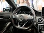 Mercedes-Benz A-klasse 180 Ambition - *AMG-LINE!* *Afneembare trekhaak & Panoramadak!* - Stuurverwarming, 18" LMV