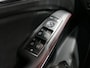 Mercedes-Benz A-klasse 180 Ambition - *AMG-LINE!* *Afneembare trekhaak & Panoramadak!* - Stuurverwarming, 18" LMV