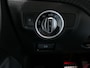 Mercedes-Benz A-klasse 180 Ambition - *AMG-LINE!* *Afneembare trekhaak & Panoramadak!* - Stuurverwarming, 18" LMV