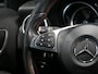 Mercedes-Benz A-klasse 180 Ambition - *AMG-LINE!* *Afneembare trekhaak & Panoramadak!* - Stuurverwarming, 18" LMV
