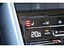 Volkswagen T-Roc 1.0 TSI 110pk Life Business | Navigatie | App Connect | Stoelverwarming