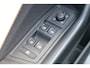 Volkswagen T-Roc 1.0 TSI 110pk Life Business | Navigatie | App Connect | Stoelverwarming