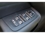 Volvo XC60 T8 Recharge AWD Ultimate Black Edition - LONG RANGE - Panorama/schuifdak - IntelliSafe Assist & Surround - 360º Camera - Adaptieve LED koplampen - Verwarmde voorstoelen, stuur & achterbank - Parkeersensoren voor & achter - Elektr. bedienb. voorstoelen met geheugen - Head up display - Draadloze tel. lader - Extra getint glas - 21' LMV
