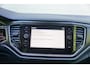 Volkswagen T-Roc 1.0 TSI 115pk Style | Navigatie | Achteruitrijcamera | Stoelverwarming