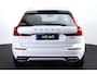 Volvo XC60 T8 Recharge AWD R-Design - Panoramisch schuif-/kanteldak - Sensus navigatie - Parkeersensoren v/a - Parkeercamera achter - Parkeersensoren v/a - Apple Carplay & Android Auto