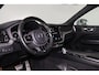 Volvo XC60 T8 Recharge AWD R-Design - Panoramisch schuif-/kanteldak - Sensus navigatie - Parkeersensoren v/a - Parkeercamera achter - Parkeersensoren v/a - Apple Carplay & Android Auto
