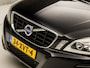 Volvo XC60 2.0 T5 Luxury Sport 241Pk Automaat (NAVIGATIE, CLIMATE, CAMERA, GETINT GLAS, LEDEREN SPORTSTOELEN, STOELVERWARMING, BLUETOOTH, CRUISE, TREKHAAK, NIEUWSTAAT)