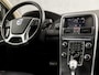 Volvo XC60 2.0 T5 Luxury Sport 241Pk Automaat (NAVIGATIE, CLIMATE, CAMERA, GETINT GLAS, LEDEREN SPORTSTOELEN, STOELVERWARMING, BLUETOOTH, CRUISE, TREKHAAK, NIEUWSTAAT)