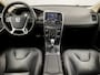 Volvo XC60 2.0 T5 Luxury Sport 241Pk Automaat (NAVIGATIE, CLIMATE, CAMERA, GETINT GLAS, LEDEREN SPORTSTOELEN, STOELVERWARMING, BLUETOOTH, CRUISE, TREKHAAK, NIEUWSTAAT)