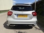 Mercedes-Benz A-klasse 160 Ambition / AUTOMAAT / AMG PAKKET / PANORAMADAK / 75dkm! NAP!