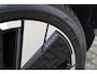 Volvo EX30 Single Motor Extended Range Ultra 69 kWh | 20" Inch | Pano | 360 Camera | Stoel- & stuurverwarming
