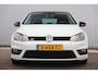 Volkswagen Golf 1.2 TSI Connected Series R-Line 18 inch Zwarte Velgen Navigatie Carplay Android Clima Cruise Bluetooth Parkeersensor Stoelverwarming