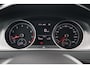 Volkswagen Golf 1.2 TSI Connected Series R-Line 18 inch Zwarte Velgen Navigatie Carplay Android Clima Cruise Bluetooth Parkeersensor Stoelverwarming