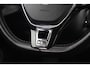 Volkswagen Golf 1.2 TSI Connected Series R-Line 18 inch Zwarte Velgen Navigatie Carplay Android Clima Cruise Bluetooth Parkeersensor Stoelverwarming